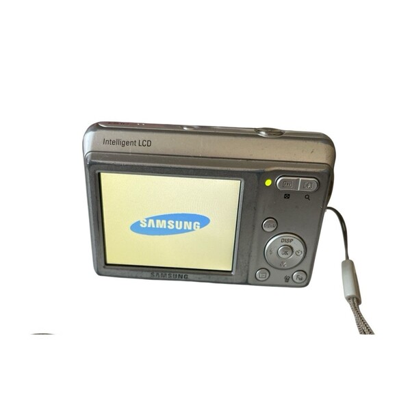 Camera Samsung ES10 8.1MP Digital Silver Camera Self Portrait Working No Card - Picture 4 of 8